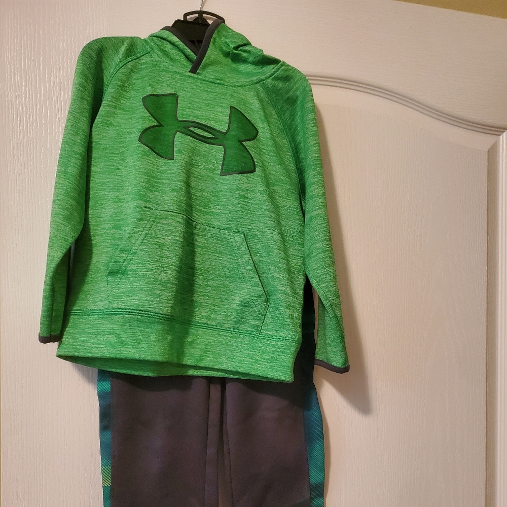 Under Armour Outfit